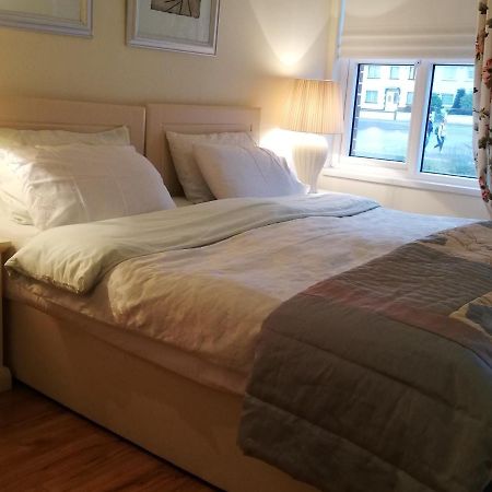 เดอะ วี บีแอนด์บี Bed & Breakfast วอเตอร์ฟอร์ด ภายนอก รูปภาพ