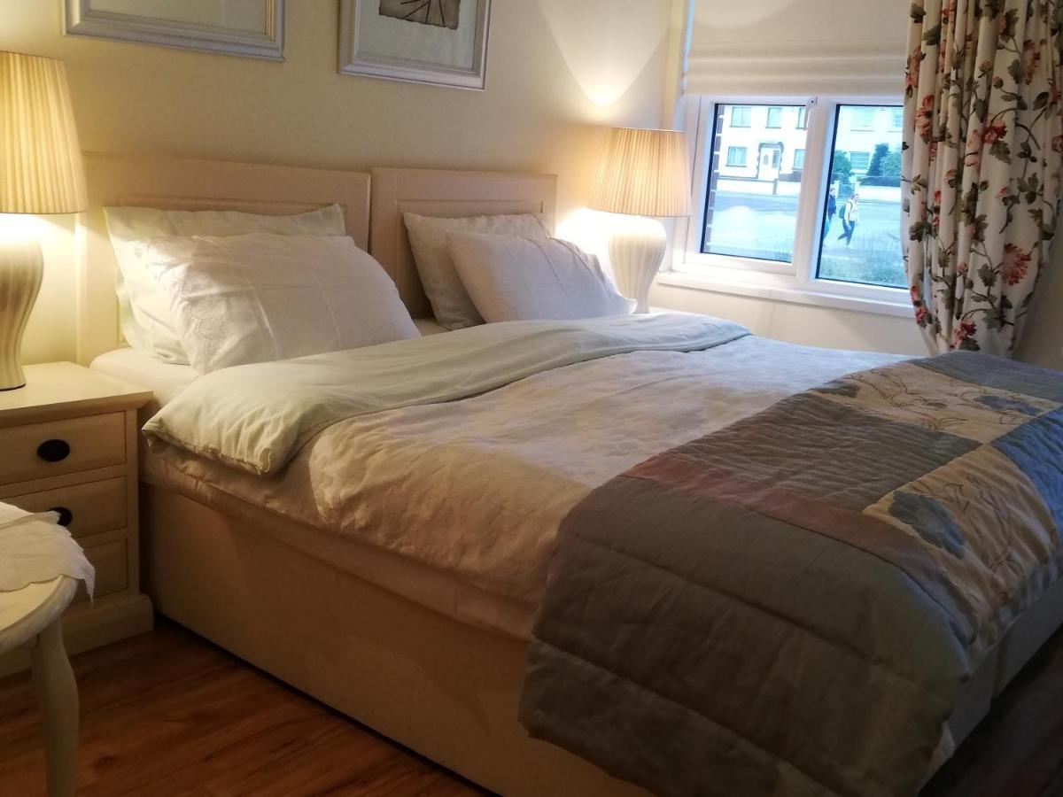 เดอะ วี บีแอนด์บี Bed & Breakfast วอเตอร์ฟอร์ด ภายนอก รูปภาพ